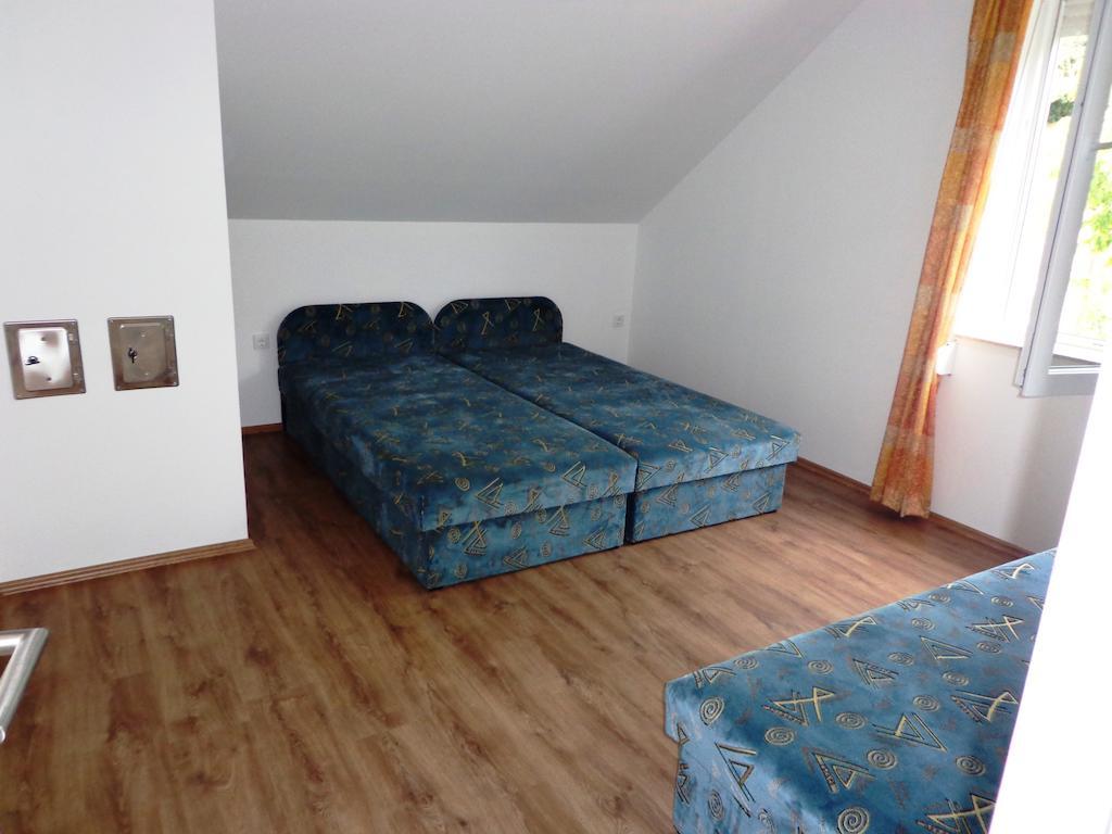 Traumblick Appartement Am Balaton Фоньод Номер фото